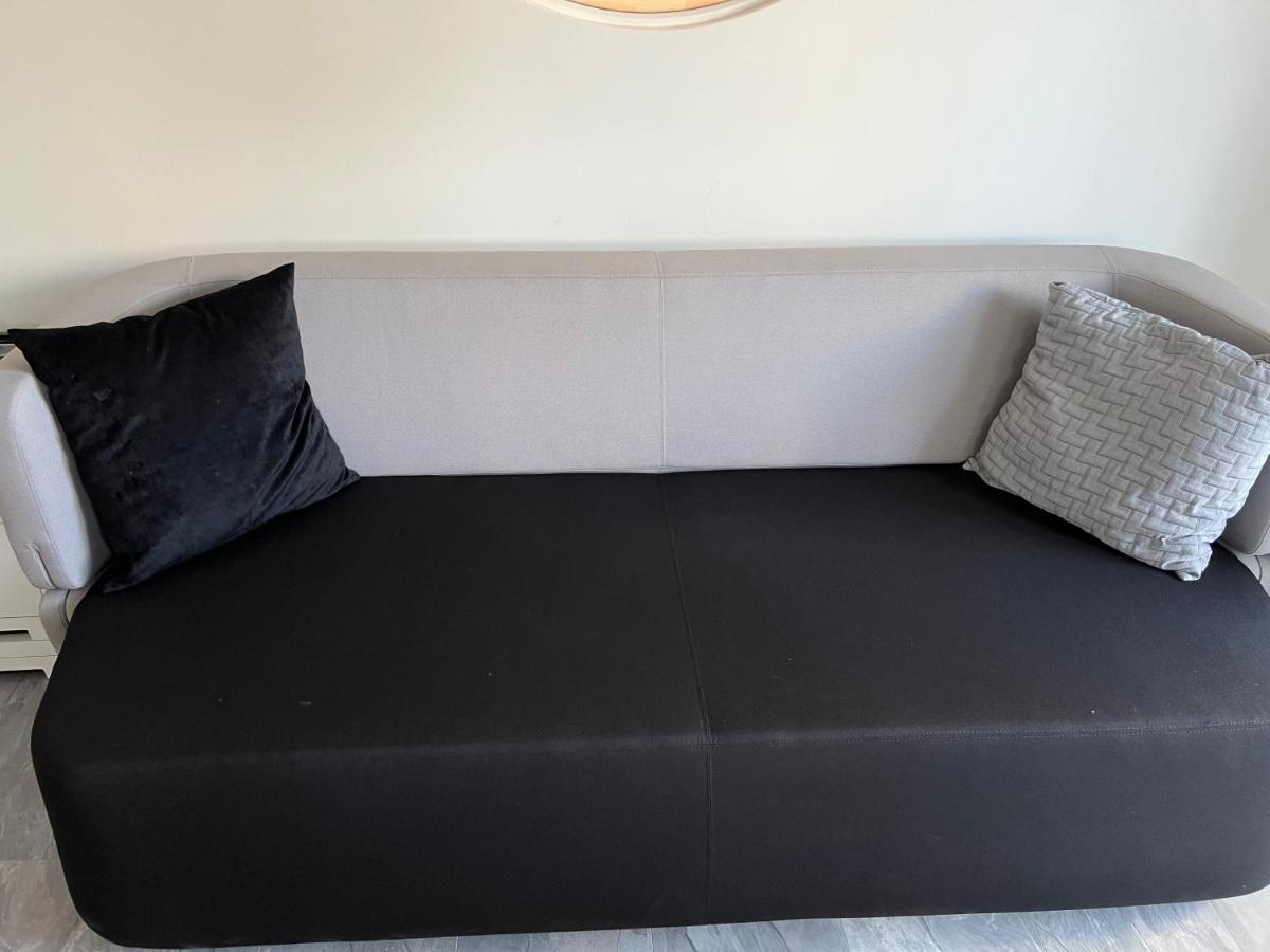Luxury Westpark 2-Room Apartment Lakeview W5 ブカレスト エクステリア 写真